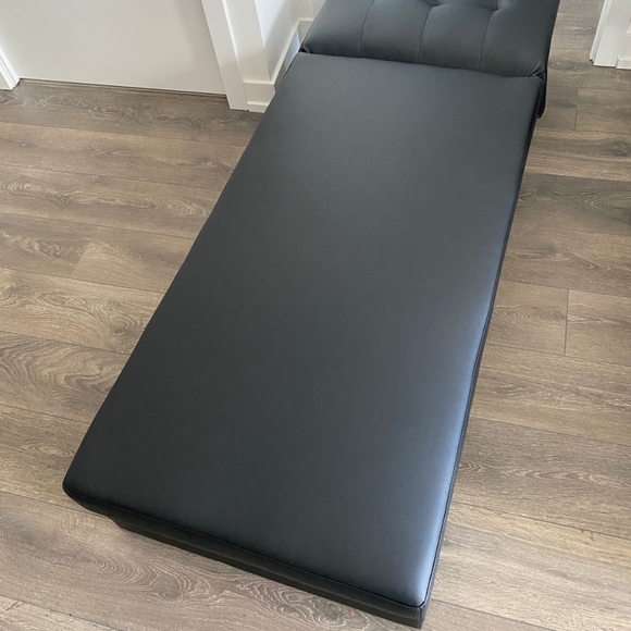 Sofa storage - Picture 3 of 3